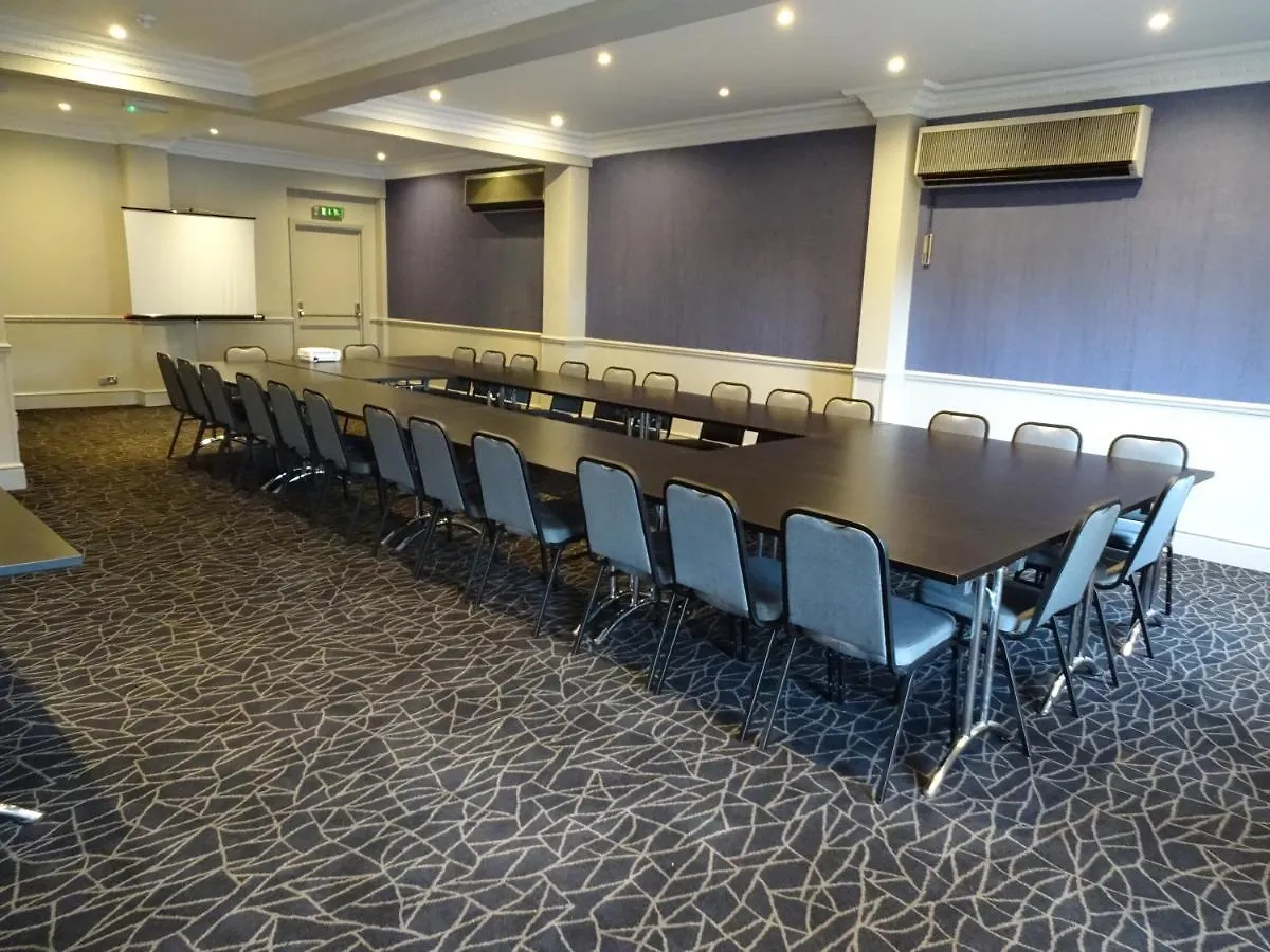 The Beeches Hotel & Leisure Club Уэст-Бриджфорд Великобритания