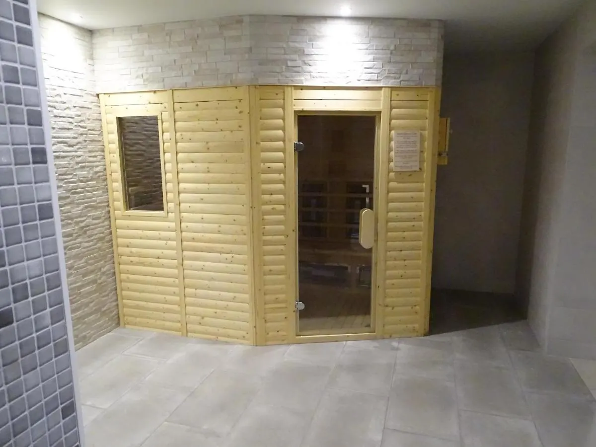 The Beeches Hotel & Leisure Club Уэст-Бриджфорд 4*,  Великобритания