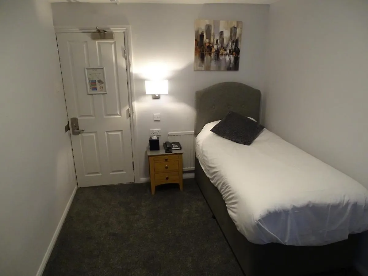 The Beeches Hotel & Leisure Club Уэст-Бриджфорд